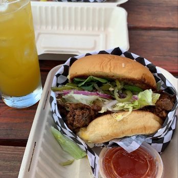 Golden Tiger - Thai Chicken Sandwich - Food Trucks Near Me - Austin, Texas