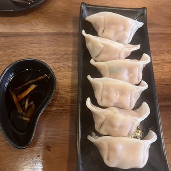 Zhi Wei Cafe - Steamed pork & leek dumplings - Chinese Near Me - Boston, Massachusetts