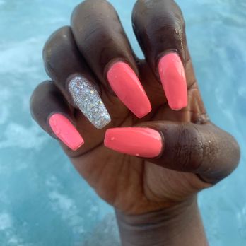 Q Nails - Nais - Nail Salons Near Me - Gainesville, Florida
