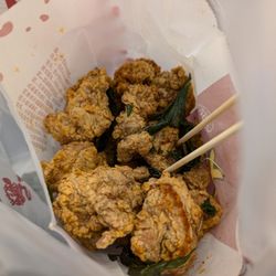 Shihlin Taiwan Street Snacks - XXL Chicken Thigh