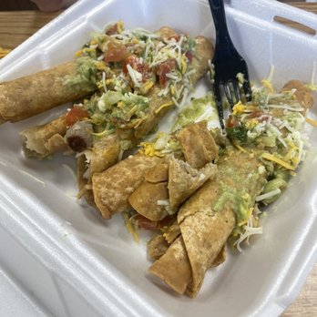 El Ranchito Taco Shop - Where's the Guacamole? - Mexican Near Me - Temecula, California