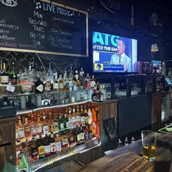 Quarter Note Bar and Grill