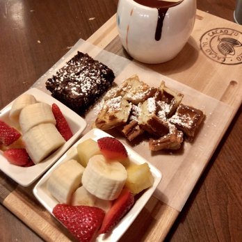 Cacao 70 - Small Black and White Chocolate Fondue - Cafes Near Me - Ottawa, Ontario Cacao 70 - Small Black and White Chocolate Fondue - Cafes Near Me - Ottawa, Ontario