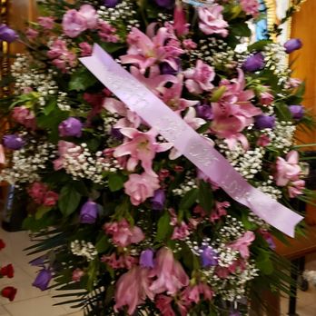 Zuniga Flowers - Funeral arrangement - Florists Near Me - Los Angeles, California Zuniga Flowers - Funeral arrangement - Florists Near Me - Los Angeles, California
