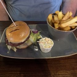 Five Arches Pub - Burger