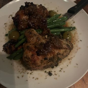 The Tasting Room - Chicken Marbella - Wine Bars Near Me - Koloa, Hawaii