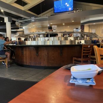 Fuji Sushi - Sushi boat bar - Sushi Bars Near Me - Elk Grove, California