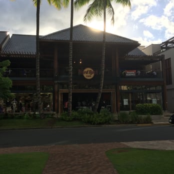Hard Rock Cafe - Outside Hard Rock so pretty - Burgers Near Me - Honolulu, Hawaii Hard Rock Cafe - Outside Hard Rock so pretty - Burgers Near Me - Honolulu, Hawaii