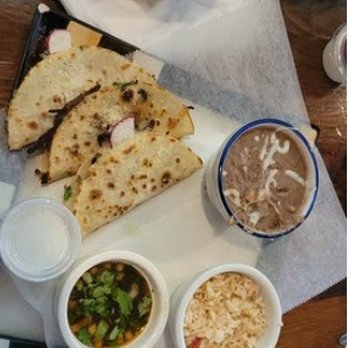 Carmelita's Mexican Restaurant - birria tacos rice and beans - Mexican Near Me - Cicero, New York