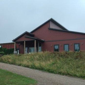 Vineyard 2121 - Wine Tasting Room Near Me - Benton Harbor, Michigan