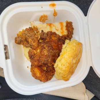 Maple Street Biscuit - Chicken biscuit to go - Breakfast & Brunch Near Me - Tampa, Florida Maple Street Biscuit - Chicken biscuit to go - Breakfast & Brunch Near Me - Tampa, Florida
