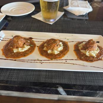 Robiolina Amore - Meatballs over garlic mashed potatoes - Italian Near Me - Edgewater, Maryland