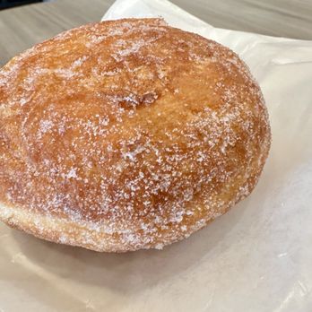 Aloha Cafe Pineapple - Malasada - Cafes Near Me - Honolulu, Hawaii