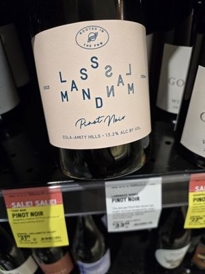 New Seasons Market by null