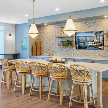 Populus Pooler - Clubroom with Demo Kitchen - Apartments Near Me - Pooler, Georgia Populus Pooler - Clubroom with Demo Kitchen - Apartments Near Me - Pooler, Georgia