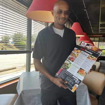 Ruby Tuesday - Fantastic Host! - Burgers Near Me - Henderson, North Carolina