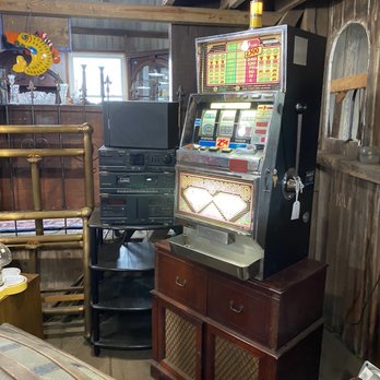 Chris Wolfe Antiques - Antiques Near Me - Adamstown, Maryland Chris Wolfe Antiques - Antiques Near Me - Adamstown, Maryland