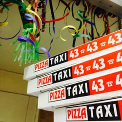 Pizza Taxi - Carnevale time!