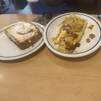 IHOP - Chicken Fajita Omelette - Breakfast & Brunch Near Me - Lawrenceville, Georgia IHOP - Chicken Fajita Omelette - Breakfast & Brunch Near Me - Lawrenceville, Georgia