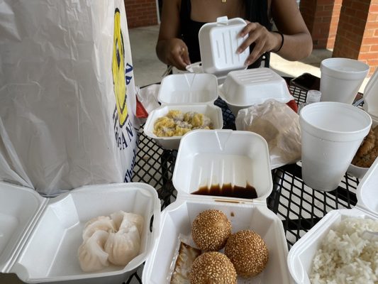Dimsum Asian Bistro by null