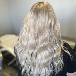 Studio 6 Salon - Highlights by Caitlyn
