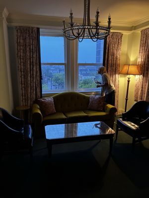 The Pontchartrain Hotel by null