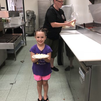 Toarmina's Pizza - Pizza Near Me - Trenton, Michigan