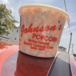 Johnson Popcorn - Large tub