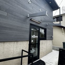 The Bar Method - Front entrance