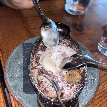 Lockeland Table - Cookie Olive & Sinclair Chocolate Chip Skillet - New American Near Me - Nashville, Tennessee