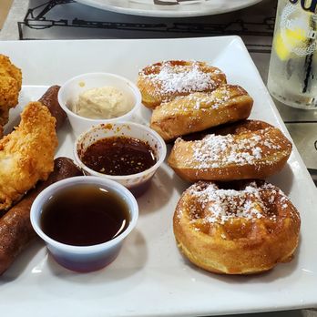 Honor Cafe Conroe - Breakfast & Brunch Near Me - Conroe, Texas