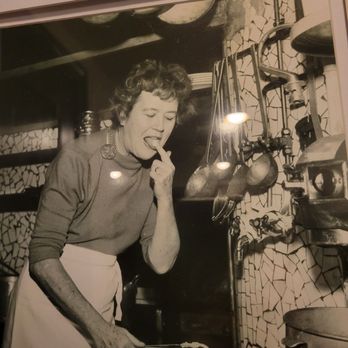 Brasserie Royale - Who doesn't live julia child - French Near Me - Sterling, Virginia