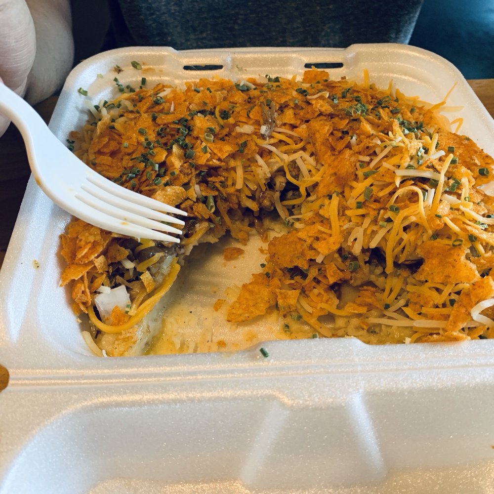 Split Tree Barbeque - Pigtato - mashed potatoes, chopped pork, cheese, BBQ chips and chives - Barbeque Near Me - Alvaton, Kentucky Split Tree Barbeque - Pigtato - mashed potatoes, chopped pork, cheese, BBQ chips and chives - Barbeque Near Me - Alvaton, Kentucky
