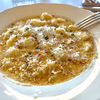 Walloon's Restaurant - Seafood Mac n Cheese - so yummy, perfect proportion! - Seafood Near Me - Fort Worth, Texas