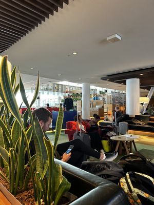 KLM Crown Lounge 25 (Schengen) by null