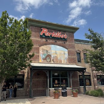 Portillo's Chicago - Addison - Hot Dogs Near Me - Chicago, Illinois Portillo's Chicago - Addison - Hot Dogs Near Me - Chicago, Illinois