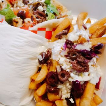 Athena's - Enumclaw - Greek Fries and Garlic Chicken Gyro. SO much food! - Food Trucks Near Me - Enumclaw, Washington