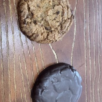 Anthony's Cookies - Chocolate covered peanut butter cookie and a walnut chip - Bakeries Near Me - San Francisco, California Anthony's Cookies - Chocolate covered peanut butter cookie and a walnut chip - Bakeries Near Me - San Francisco, California