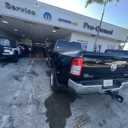Dadeland Dodge Chrysler Jeep Ram