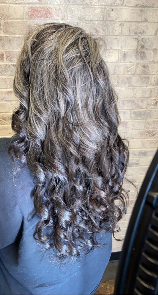 TWISTED TRESSES Updated September 2024 29 Photos 703 N Washington