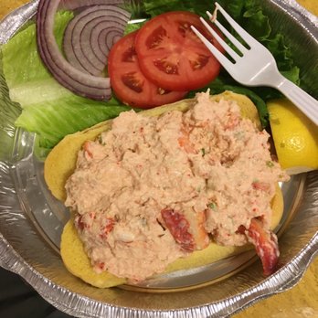 Amagansett Seafood Store - Lobster roll with tomatoes, lettuce, and red onion. Came with side of cole slaw. 24 bucks - Seafood Markets Near Me - Amagansett, New York Amagansett Seafood Store - Lobster roll with tomatoes, lettuce, and red onion. Came with side of cole slaw. 24 bucks - Seafood Markets Near Me - Amagansett, New York