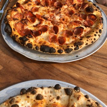 Rosalia Pizza Linden Hills - Pepperoni Pizza - Pizza Near Me - Minneapolis, Minnesota