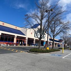 Lowe's Home Improvement