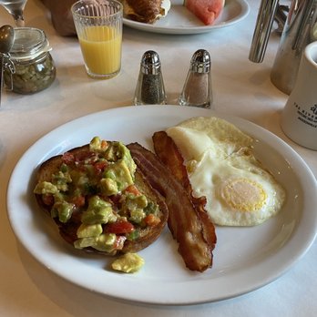 The Riverdale Inn - Delicious breakfast and freshly pressed coffee - Bed & Breakfast Near Me - Jacksonville, Florida The Riverdale Inn - Delicious breakfast and freshly pressed coffee - Bed & Breakfast Near Me - Jacksonville, Florida