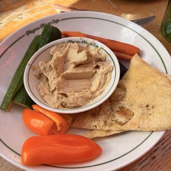 Meyers Manx Cafe - Hummus player after we had already dug in! - New American Near Me - Los Angeles, California
