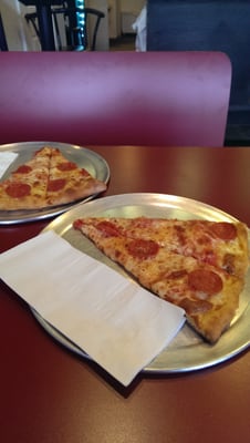 Paula & Monica's Pizzeria by null