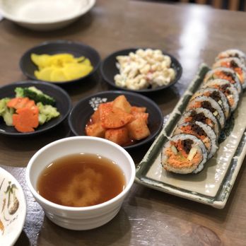 Rolly Kimbab - Spicy tuna kimbap - Korean Near Me - Flushing, New York Rolly Kimbab - Spicy tuna kimbap - Korean Near Me - Flushing, New York