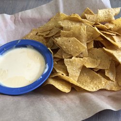 E & O Taco - Queso!