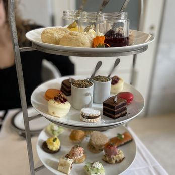 Courtyard Tea Room - Tea Rooms Near Me - Boston, Massachusetts