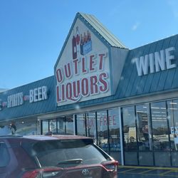 Outlet Liquors - They advertise "Tax Free" which everywhere in Delaware is, but then tax you for using a credit card